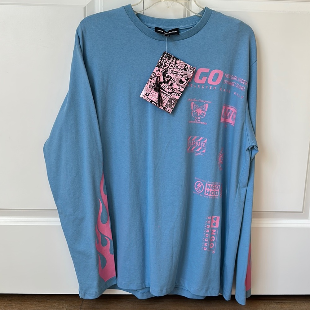 New Girl Order Zumiez Blue and Pink Longsleeve women’s size small NWT